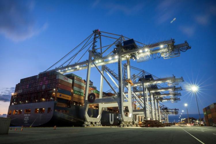 Ship being unloaded in Savannah