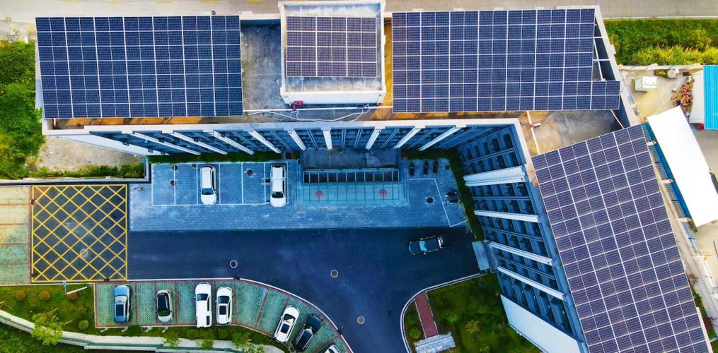  Companies are cutting emissions fastest from energy use. Falling solar prices help. CFOTO/Future Publishing via Getty Images