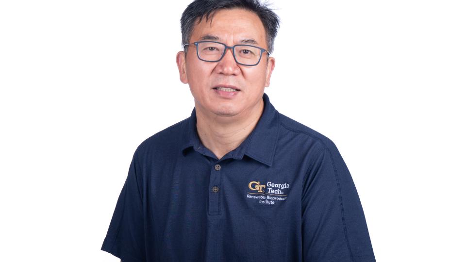 Headshot of John Xu