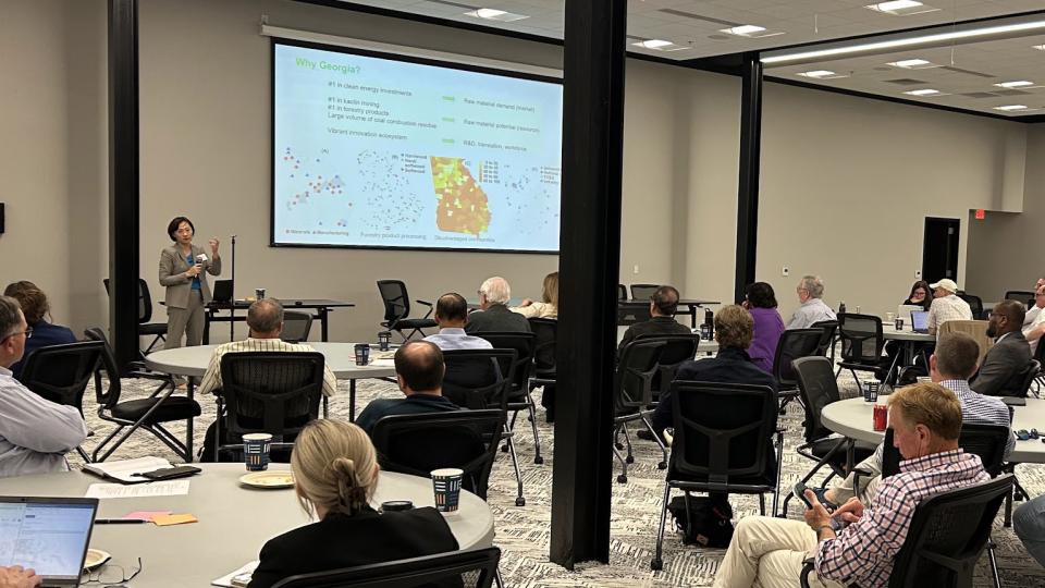 Yuanzhi Tang, Professor, and Strategic Energy Institute's Initiative Lead for Sustainable Resources presenting at the GEMs-3 and GRACE Workshop in Macon, GA