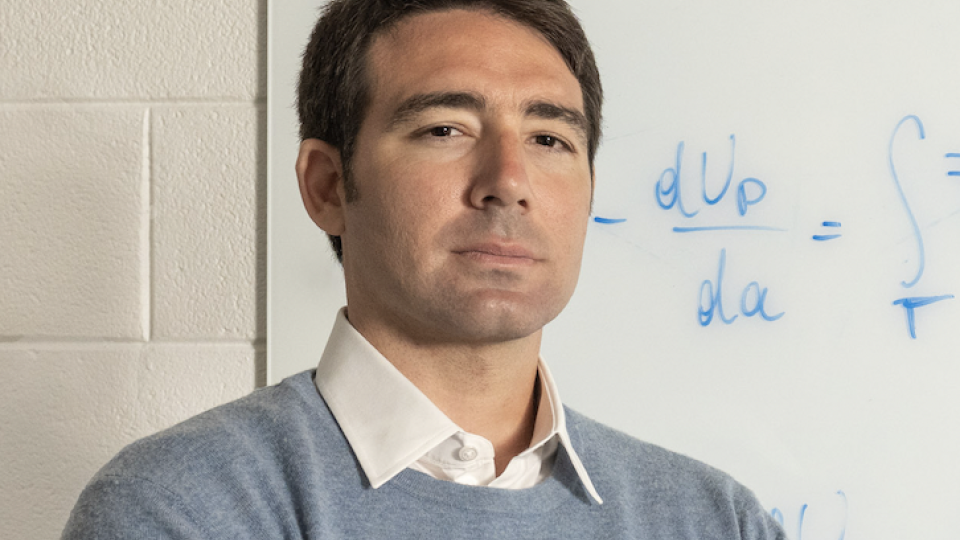 Christos Anthanasiou headshot