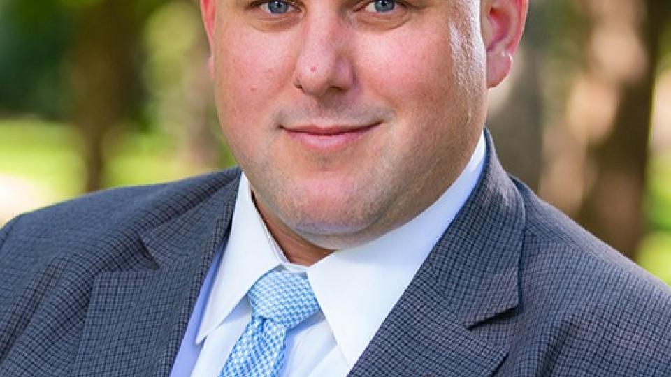 Headshot of Aaron Stebner