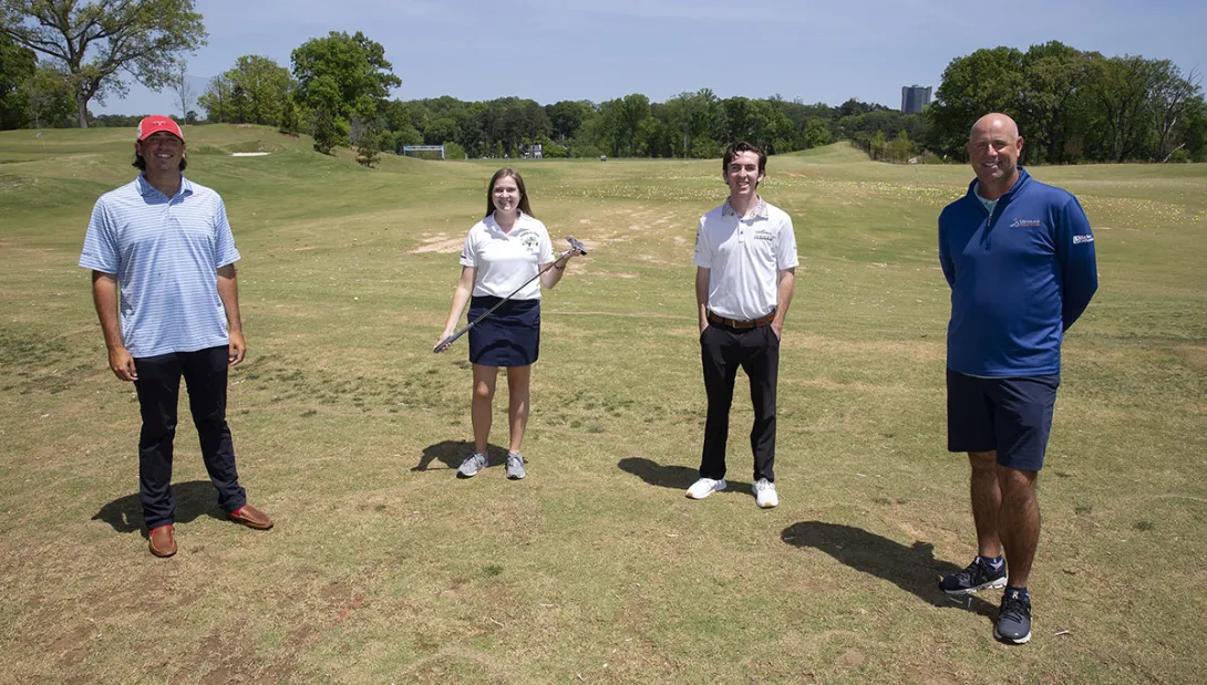 From left, Georgia Tech alumnus Reagan Cink, undergraduate researchers Caroline Means and Brittan Pero, and pro golfer and Tech alumnus Stewart Cink at Bobby Jones Golf Course in Atlanta. (Photo: Candler Hobbs)