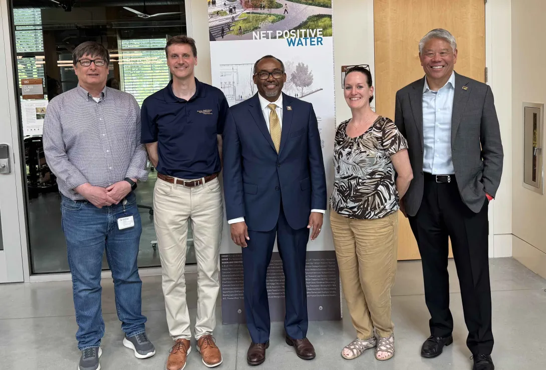 Gary McMurray, GTRI Division Chief for Intelligent Sustainable Technologies Division, Rich Simmons, SEI Director of Research and Studies, William H. Robinson, GTRI Deputy Director of Research, Christine Conwell, SEI Interim Executive Director, and John Tien, SEI Distinguished External Fellow at the Energy and National Security Cohort Meeting