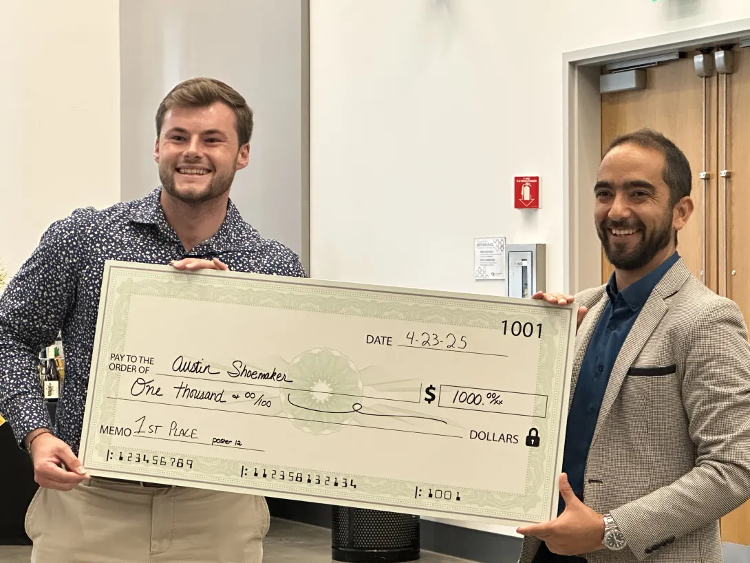 Austin Shoemaker wins Energy Day poster session