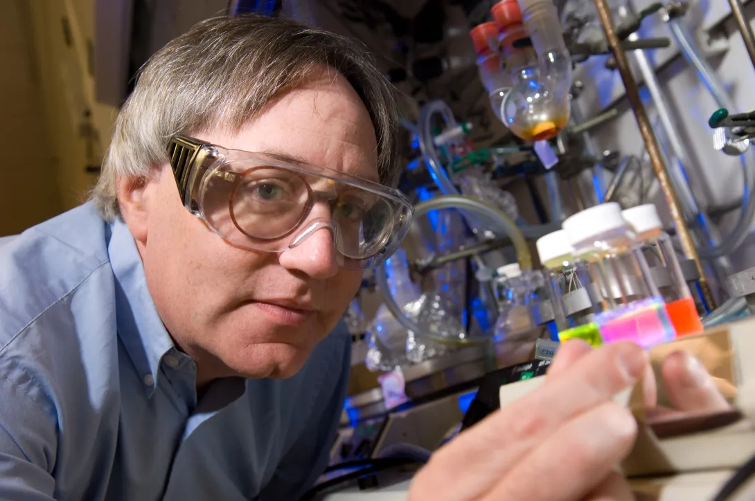 Professor Seth Marder